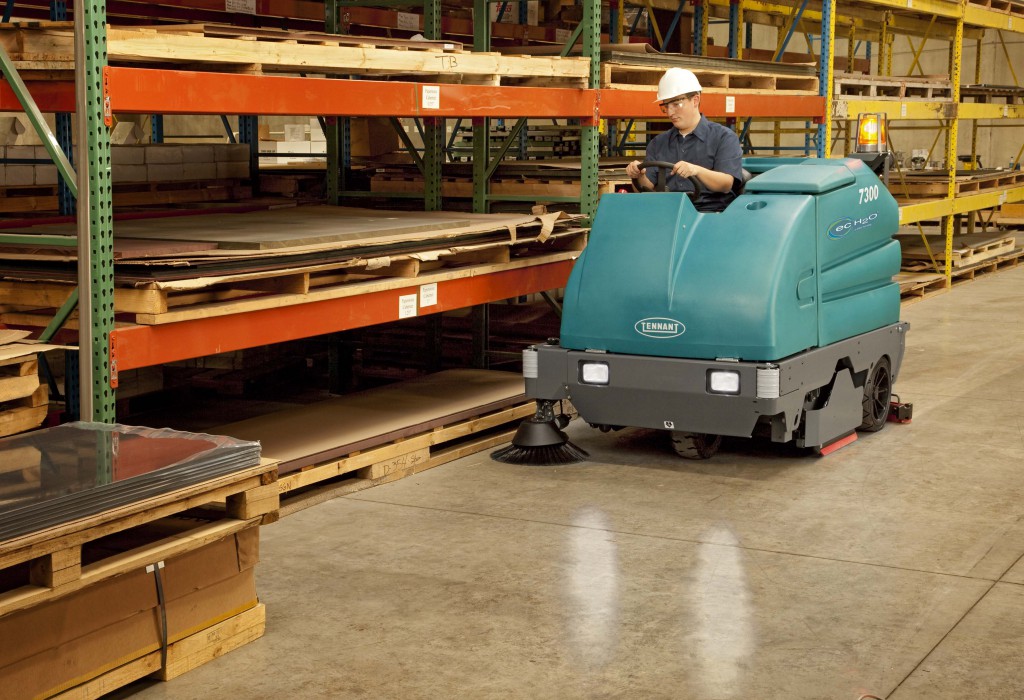 7300_warehouse1